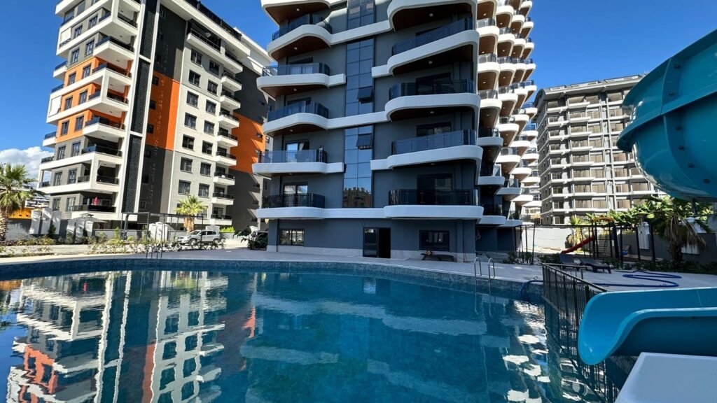 Квартира 2+1 по низкой цене в центре Махмутлара