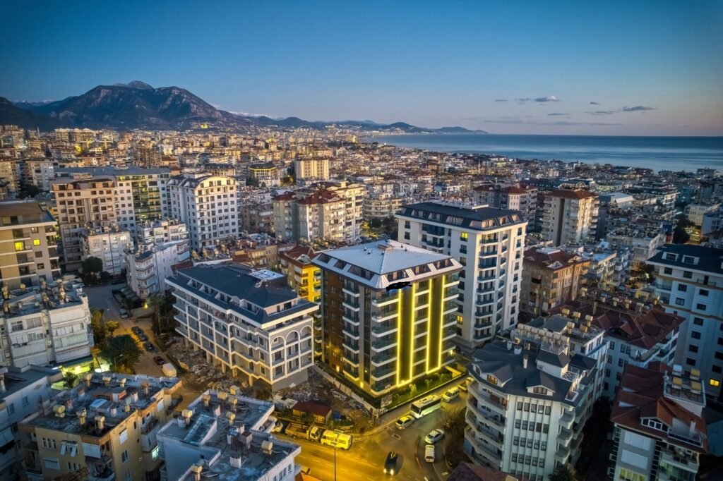 Квартири в новому готовому комплексі в центрі Аланії