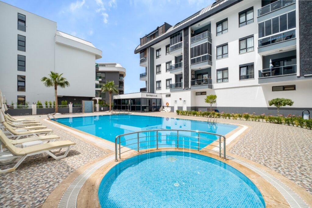 Новостройка в Оба: квартира для жизни и ВНЖ