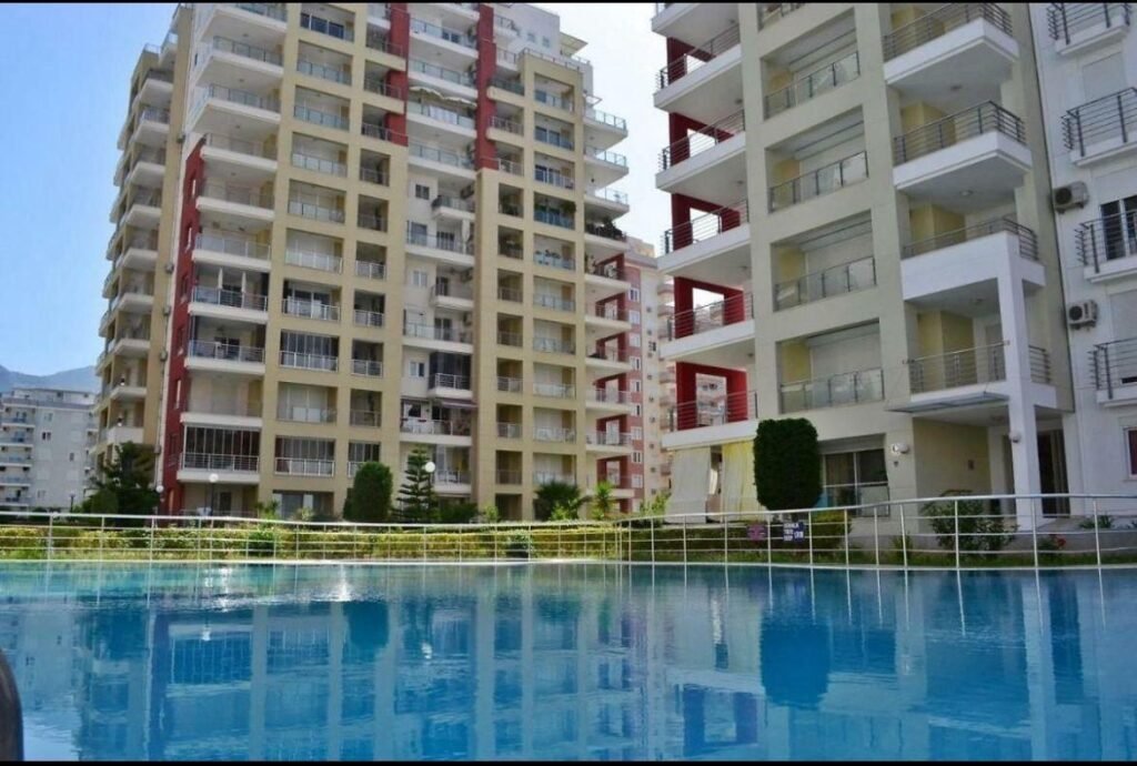 Просторная 2+1 с отдельной кухней в 250 метрах от моря