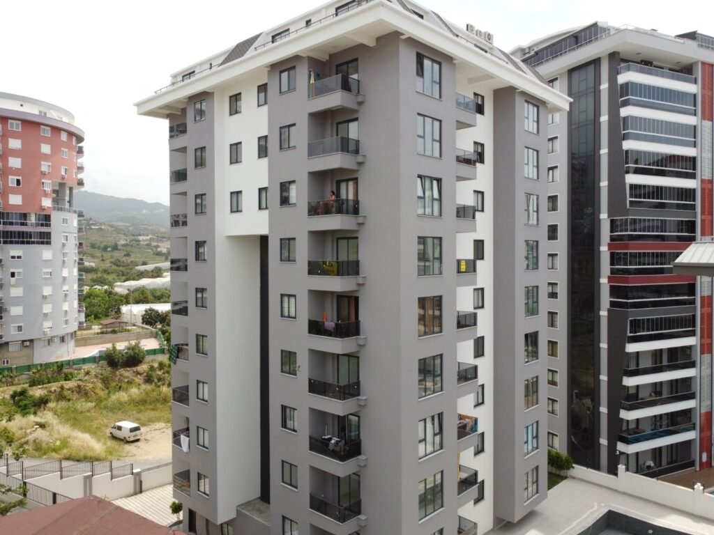 Новая 2+1 в центре Махмутлара — простор, вид и современный комфорт без переплаты