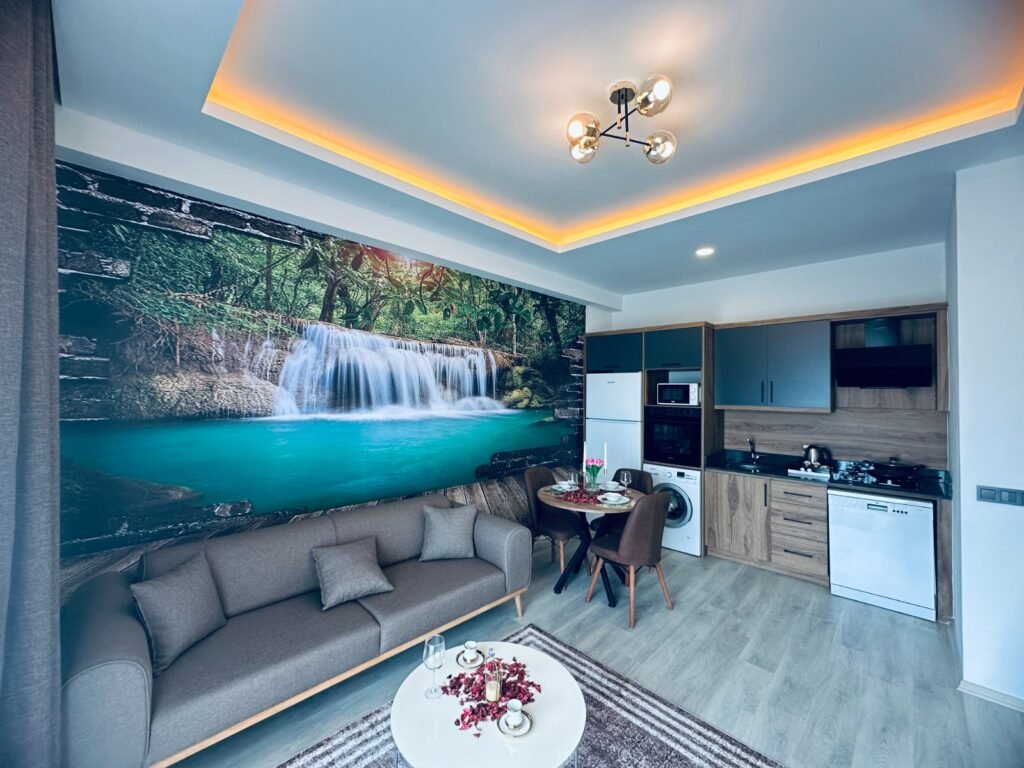 Уютная 1+1 в центре Махмутлара — новый дом, мебель и выгодная цена