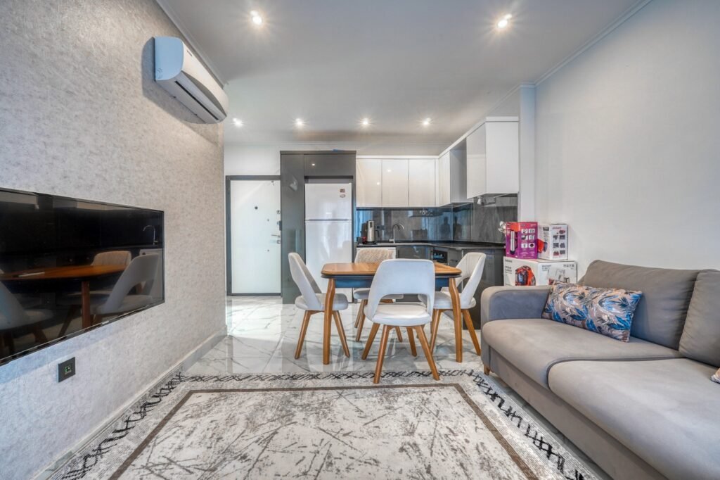 Two-room furnished apartment in the Oba area