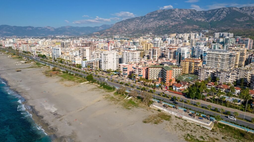 Спокойная старость у моря: почему Махмутлар стал главным хабом для иностранных пенсионеров