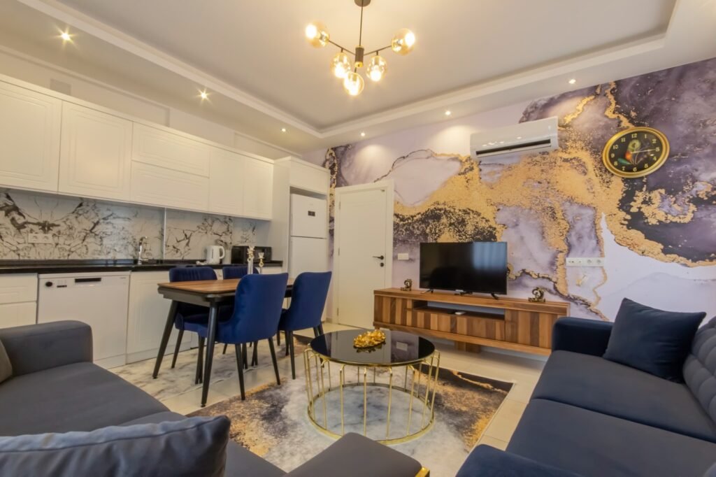 Двухкомнатная меблированная квартира в 150 м от моря