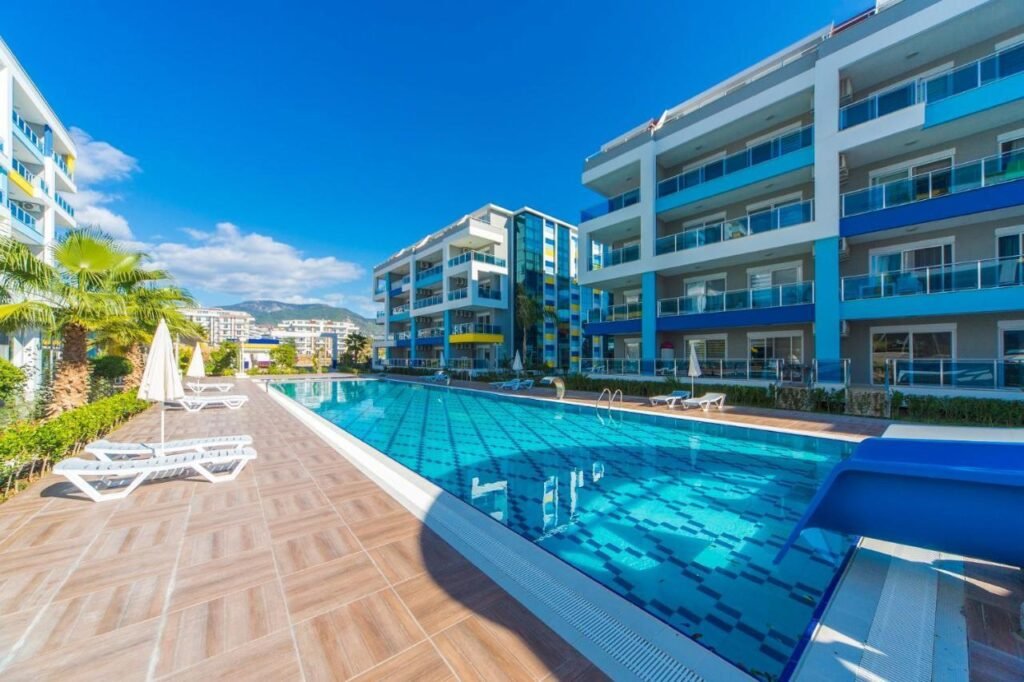 Cozy 1+1 apartment for sale near the sea in the green Kestel area