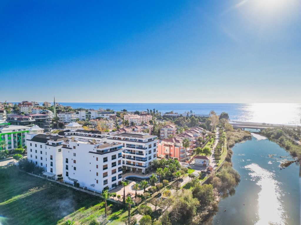 Apartament 1+1 w Kestel – wyjątkowa lokalizacja nad brzegiem rzeki Dimchay