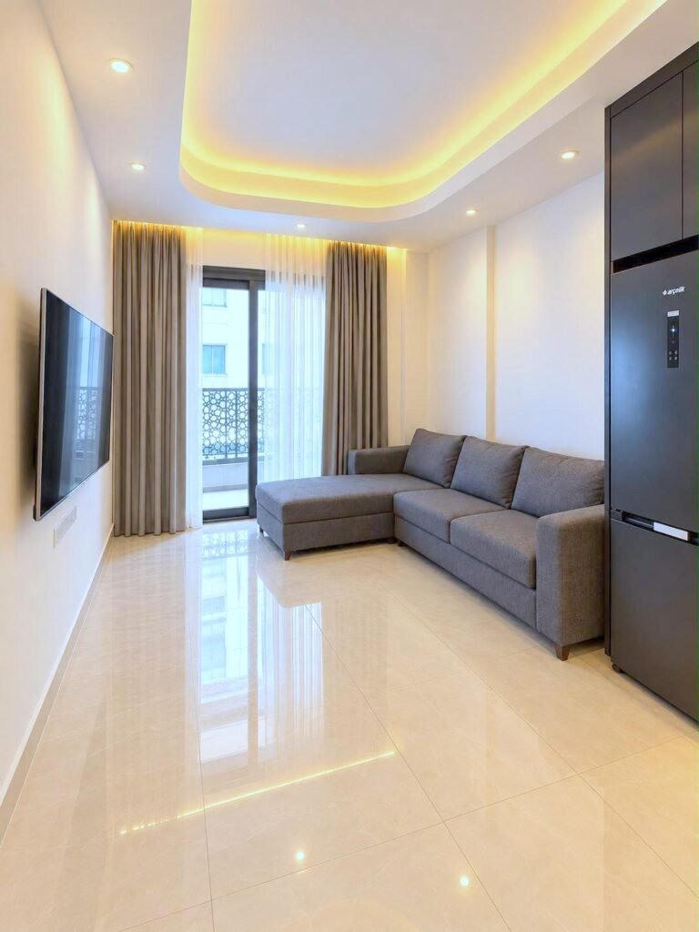 Продажа полностью меблированной квартиры 1+1 площадью 70 м² в Махмутларе, Аланья, с аквапарком и SPA
